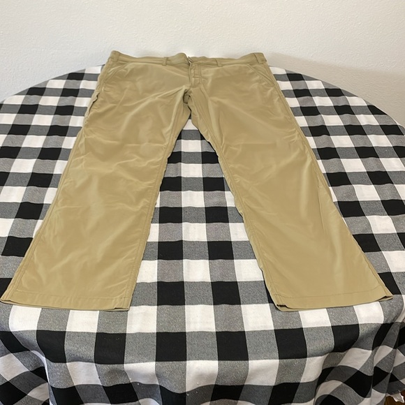 Eddie Bauer Travex Pants Men's Size 40 x 32 Stretch Zipper Pockets Khaki Tan - Picture 8 of 15